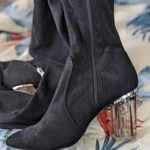 ♥️ 🖤 Cape Robbin 👢Faux Suede Knee Boots